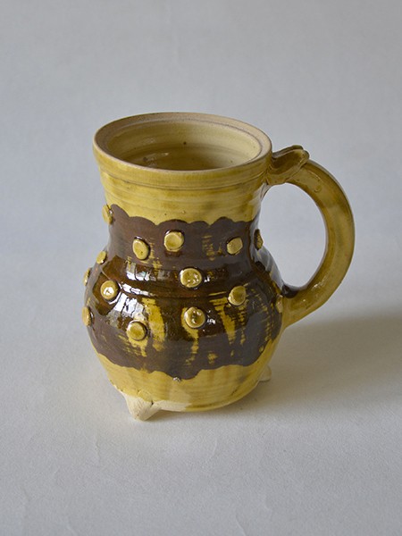http://poteriedesgrandsbois.com/files/gimgs/th-31_PCH007-01-poterie-médiéval-des grands bois-pichets-pichet.jpg